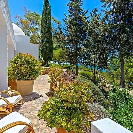 Carvoeiro Sleeps 12 With Air Con *