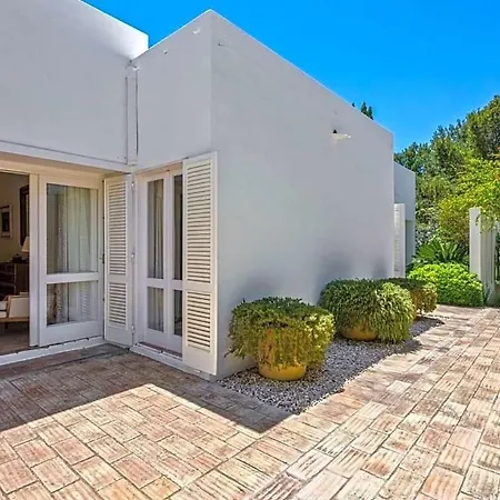 Carvoeiro Sleeps 12 With Air Con Villa *