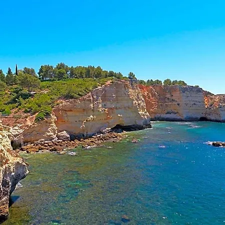 Villa Carvoeiro Sleeps 12 With Air Con