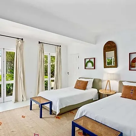 Carvoeiro Sleeps 12 With Air Con Carvoeiro (Lagoa)