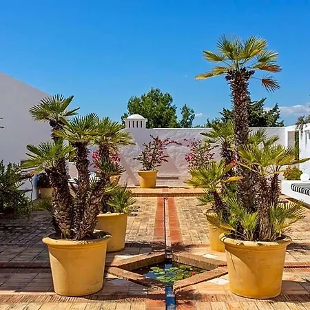 Villa Carvoeiro Sleeps 12 With Air Con Carvoeiro (Lagoa)