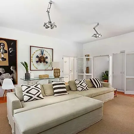 Villa Carvoeiro Sleeps 12 With Air Con