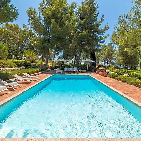 Carvoeiro Sleeps 12 With Air Con *